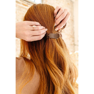 Matte Ponytail Claw Clip