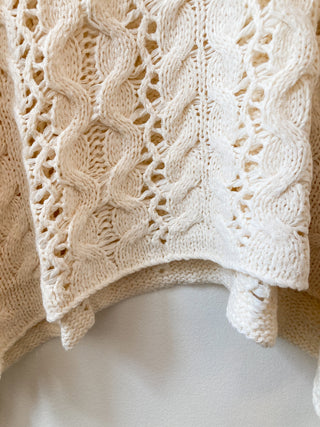 Soft Twist Half-Button Sweater | LL-02