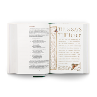 ESV GraceLaced Bible, HC (Artwork by Ruth Chou Simons)