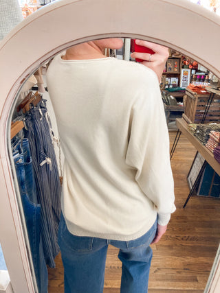 Sand Beige Viscose Front Seam Round-neck Sweater ZN-72