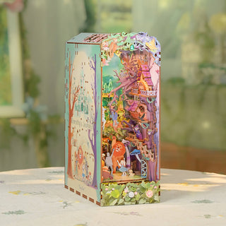 DIY Book Nook Kit: Dorothy's Journey w/ Dust Cover