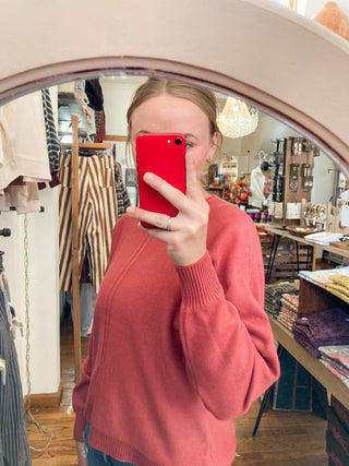 Rust Viscose Front Seam Round-neck Sweater ZN-71
