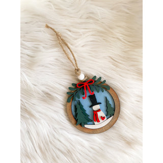 Primitive Christmas Scene Ornament | Handmade Ornament | KT-351