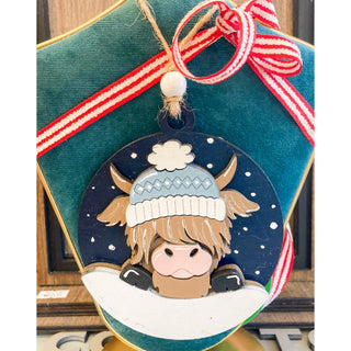 Snowy Highland Cow with Knitted Cap | Wooden Ornament | Kt-132
