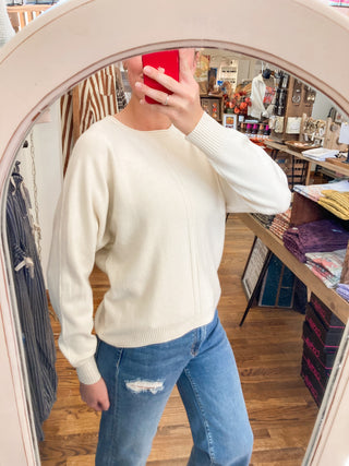 Sand Beige Viscose Front Seam Round-neck Sweater ZN-72