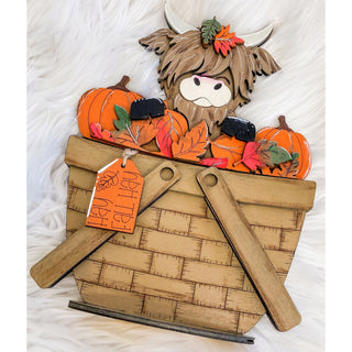 Highland Cow Fall Decor in Basket | KT-139