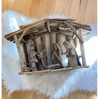 Driftwood nativity KA-01