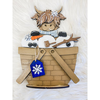 Highland Cow in Basket | Snowy Winter | Wooden Shelf Decor | WIN-02