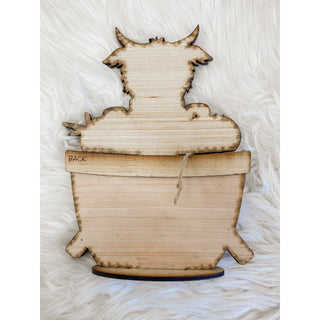 Highland Cow in Basket | Snowy Winter | Wooden Shelf Decor | WIN-02