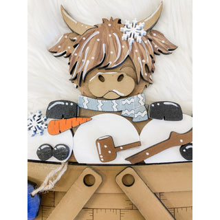 Highland Cow in Basket | Snowy Winter | Wooden Shelf Decor | WIN-02