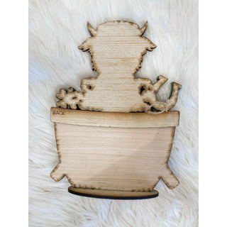 Highland Cow in Basket | Leprechaun St. Patrick’s Day | Wooden Shelf Decor | STP-02