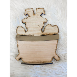 Highland Cow in Basket | Easter | Wooden Shelf Decor | EAS-01