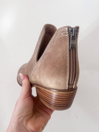 Corkys Dive Bar - Taupe Bootie