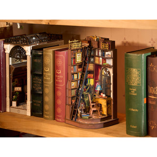 DIY Book Nook Kit: Silent Corner Study | TGE02
