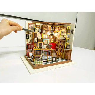 Sam's Study Rolife Library DIY Miniature Dollhouse